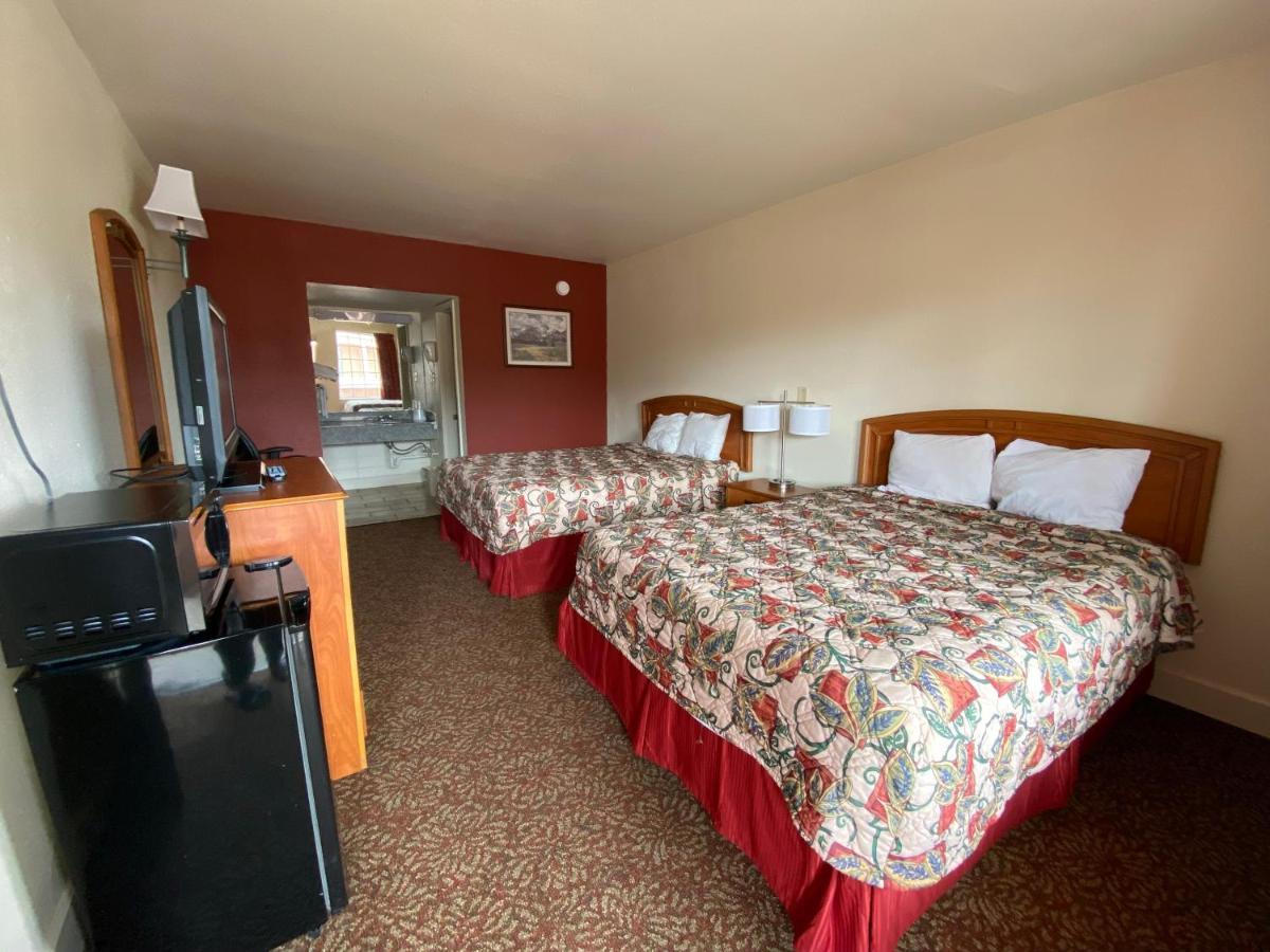 Travel Inn Lackland Sea World San Antonio Exterior photo