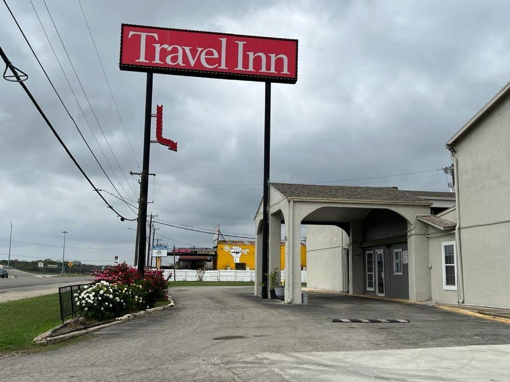 Travel Inn Lackland Sea World San Antonio Exterior photo